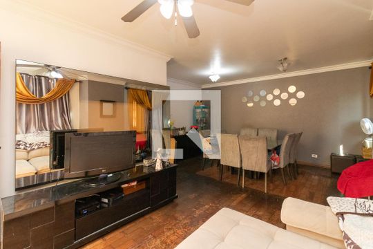 Casa à venda com 2 quartos, 100m² em Vila Mesquita, São Paulo