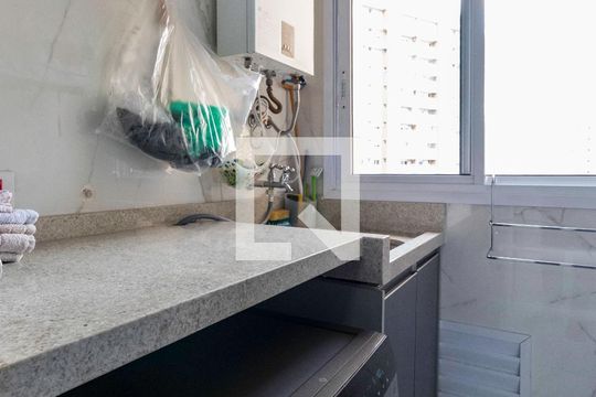 Área de Serviço de apartamento à venda com 2 quartos, 93m² em Vila Suzana, São Paulo