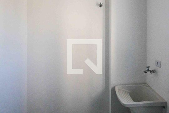 Área de Serviço de kitnet/studio para alugar com 1 quarto, 30m² em Vila Lucia, São Paulo