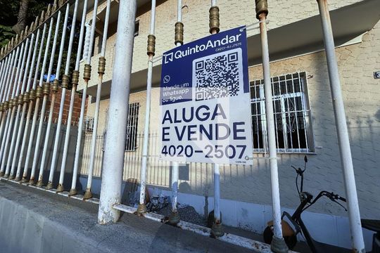 Placa de apartamento à venda com 2 quartos, 90m² em Vila Valqueire, Rio de Janeiro