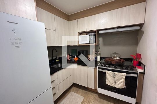 Cozinha de apartamento à venda com 2 quartos, 90m² em Vila Valqueire, Rio de Janeiro