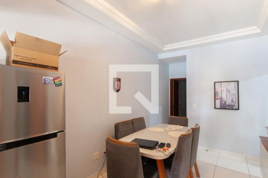 Sala 1 de casa à venda com 3 quartos, 180m² em Jardim Atlântico, Belo Horizonte