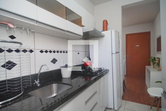 Cozinha de apartamento à venda com 2 quartos, 56m² em Canudos, Novo Hamburgo