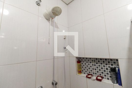 Banheiro da Suíte 2 de casa para alugar com 4 quartos, 245m² em São Miguel, São Paulo