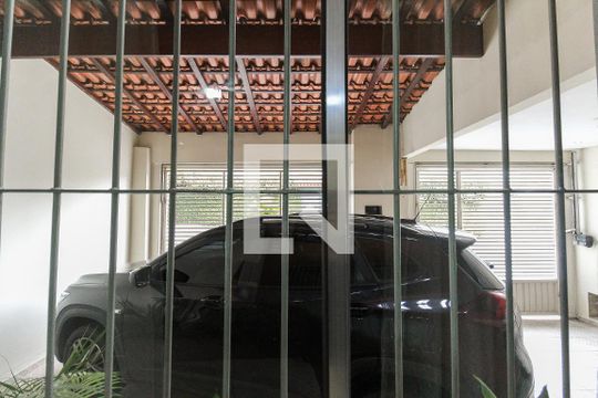 Sala de casa para alugar com 4 quartos, 245m² em São Miguel, São Paulo