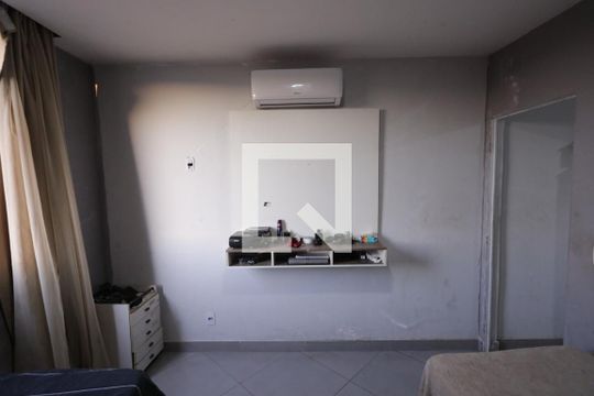 Quarto de casa à venda com 3 quartos, 300m² em Ribeiro de Abreu , Belo Horizonte