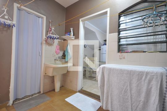 Área de serviço de casa à venda com 3 quartos, 180m² em Parque Edu Chaves, São Paulo