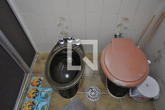 Banheiro Social de casa à venda com 3 quartos, 180m² em Parque Edu Chaves, São Paulo