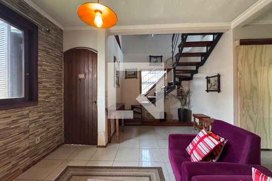 Sala de casa à venda com 3 quartos, 150m² em Santos Dumont, São Leopoldo