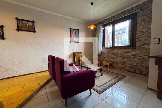 Sala de casa à venda com 3 quartos, 150m² em Santos Dumont, São Leopoldo