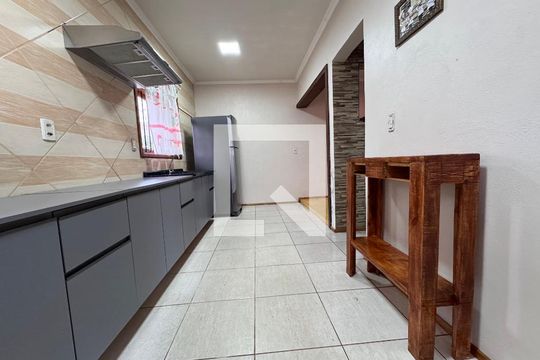 Cozinha de casa à venda com 3 quartos, 150m² em Santos Dumont, São Leopoldo