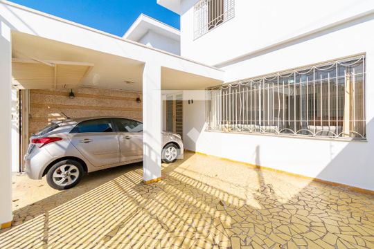 Garagem de casa para alugar com 3 quartos, 183m² em Jabaquara, São Paulo