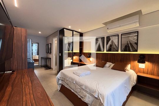 Kitnet/Studio à venda com 1 quarto, 32m² em Moema, São Paulo