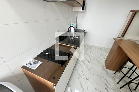 Sala/Cozinha de apartamento para alugar com 1 quarto, 30m² em Parque Peruche, São Paulo