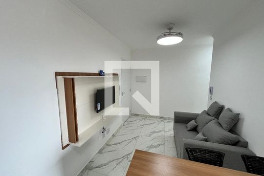Sala/Cozinha de apartamento para alugar com 1 quarto, 30m² em Parque Peruche, São Paulo