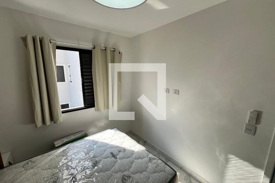 Quarto de apartamento para alugar com 1 quarto, 30m² em Parque Peruche, São Paulo