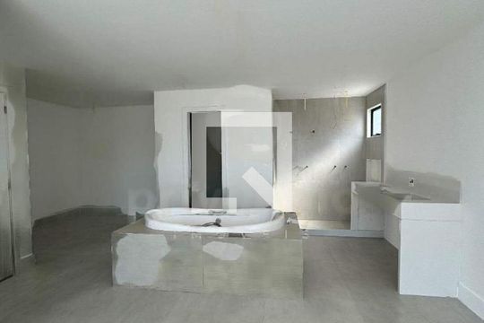 Casa à venda com 4 quartos, 310m² em Recreio dos Bandeirantes, Rio de Janeiro