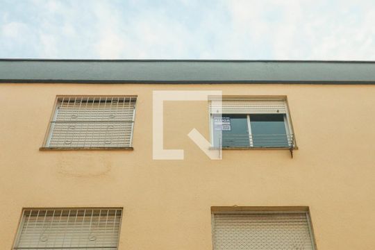 Placa de apartamento para alugar com 1 quarto, 39m² em Passo D’areia, Porto Alegre