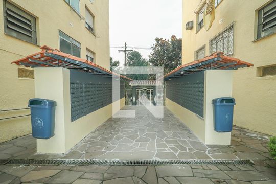 Área comum de apartamento para alugar com 1 quarto, 39m² em Passo D’areia, Porto Alegre