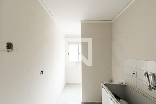 Cozinha de apartamento para alugar com 2 quartos, 51m² em Jardim Maringa, São Paulo