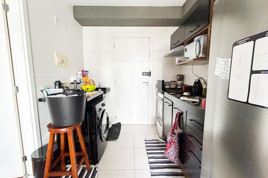 Cozinha e Área de Serviço de apartamento para alugar com 1 quarto, 27m² em Jardim Caravelas, São Paulo