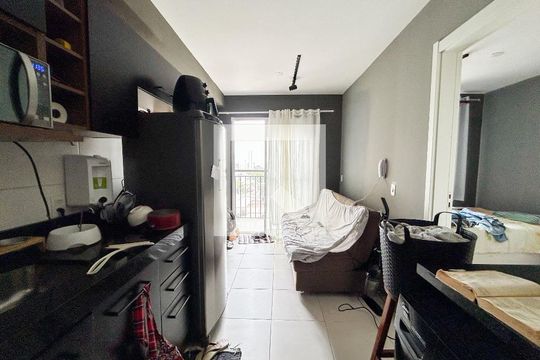Cozinha e Área de Serviço de apartamento para alugar com 1 quarto, 27m² em Jardim Caravelas, São Paulo