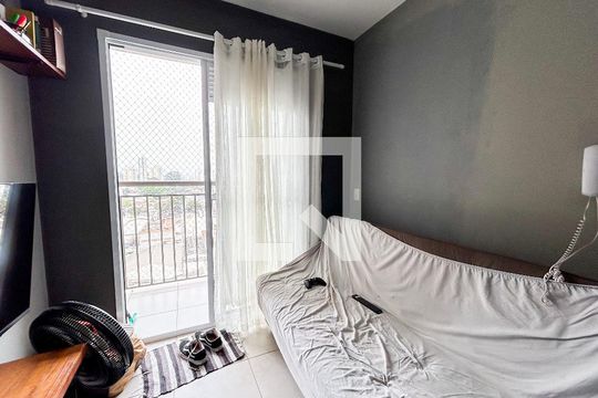 Sala de apartamento para alugar com 1 quarto, 27m² em Jardim Caravelas, São Paulo
