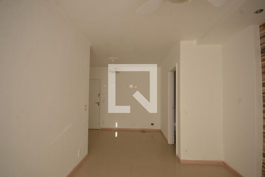 Sala de apartamento à venda com 2 quartos, 75m² em Vila Valqueire, Rio de Janeiro