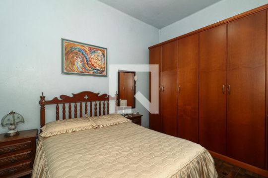 Quarto de apartamento à venda com 3 quartos, 122m² em Santa Cecília, Porto Alegre