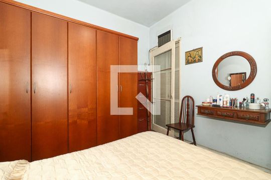 Quarto de apartamento à venda com 3 quartos, 122m² em Santa Cecília, Porto Alegre