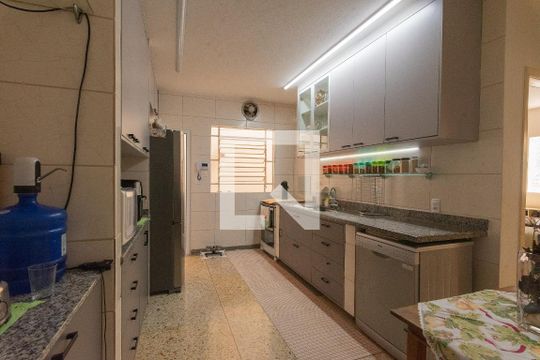 Cozinha de casa à venda com 2 quartos, 97m² em Jardim Leonor, Campinas