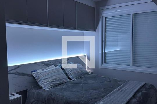 Quarto 1 de apartamento à venda com 2 quartos, 81m² em Santo Antônio, Porto Alegre