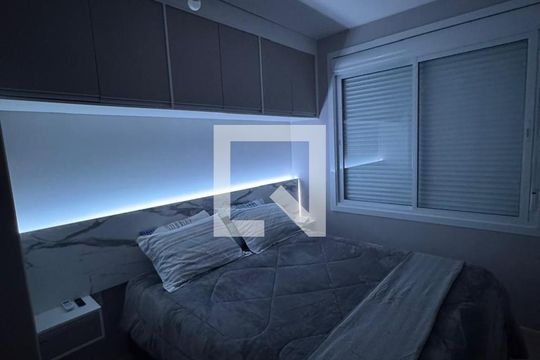 Quarto 1 de apartamento à venda com 2 quartos, 81m² em Santo Antônio, Porto Alegre