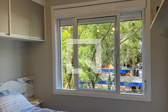 Quarto 1 de apartamento à venda com 2 quartos, 81m² em Santo Antônio, Porto Alegre