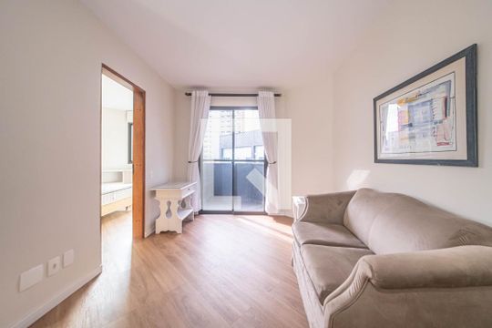 Sala de apartamento para alugar com 1 quarto, 37m² em Brooklin Novo, São Paulo