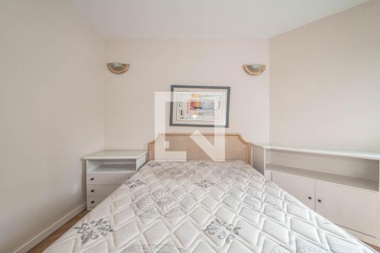Quarto de apartamento para alugar com 1 quarto, 37m² em Brooklin Novo, São Paulo