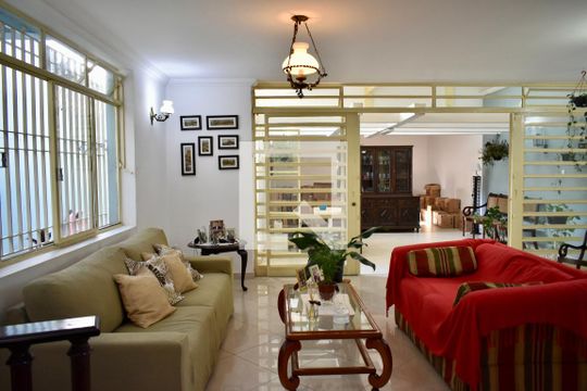 Sala de casa à venda com 3 quartos, 220m² em Planalto Paulista, São Paulo