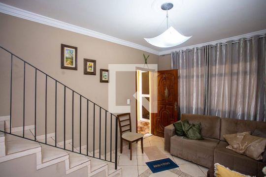 Sala de casa à venda com 3 quartos, 100m² em Centro, Diadema