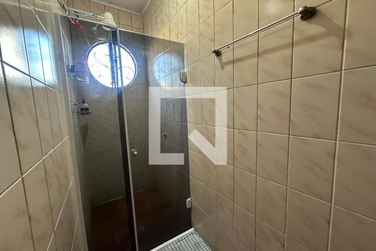 Banheiro de casa à venda com 2 quartos, 176m² em Jardim Belval, Barueri