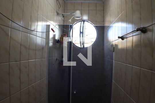 Banheiro de casa à venda com 2 quartos, 176m² em Jardim Belval, Barueri