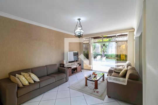 Sala de casa à venda com 3 quartos, 222m² em Alto Caiçaras, Belo Horizonte