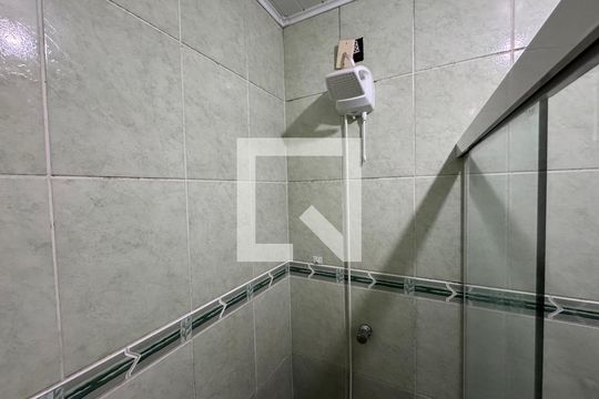 Banheiro de casa à venda com 2 quartos, 78m² em Campestre, São Leopoldo