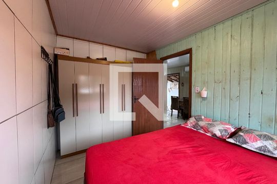 Quarto de casa à venda com 2 quartos, 80m² em Santos Dumont, São Leopoldo
