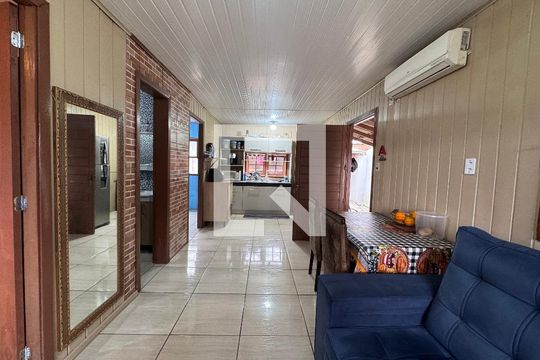 Sala de casa à venda com 2 quartos, 80m² em Santos Dumont, São Leopoldo