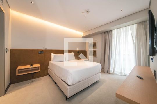 Quarto de apartamento à venda com 1 quarto, 60m² em Itaim Bibi, São Paulo