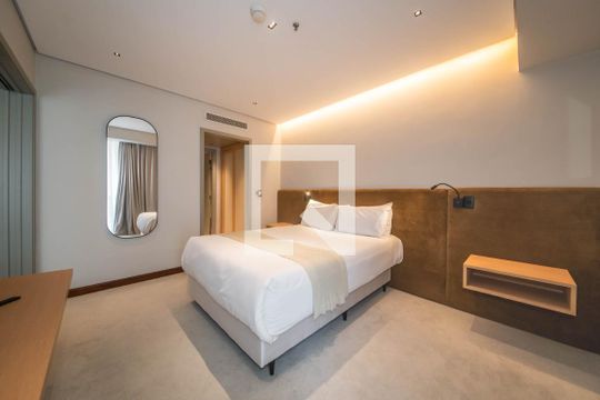 Quarto de apartamento à venda com 1 quarto, 60m² em Itaim Bibi, São Paulo