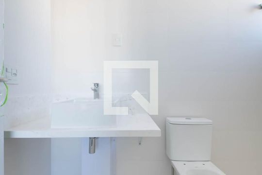 Banheiro da Suíte 2 de apartamento à venda com 3 quartos, 142m² em Itaim Bibi, São Paulo