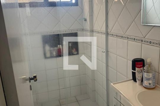 Banheiro 2 de apartamento à venda com 2 quartos, 61m² em Santa Terezinha, São Bernardo do Campo
