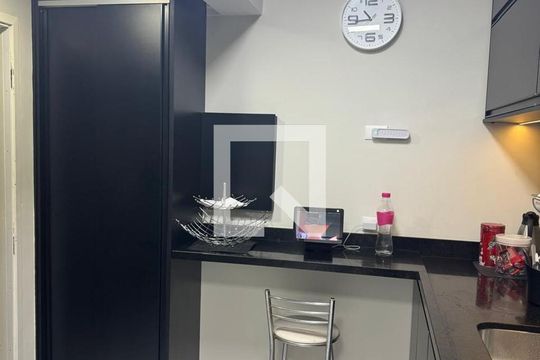 Cozinha de apartamento à venda com 2 quartos, 61m² em Santa Terezinha, São Bernardo do Campo