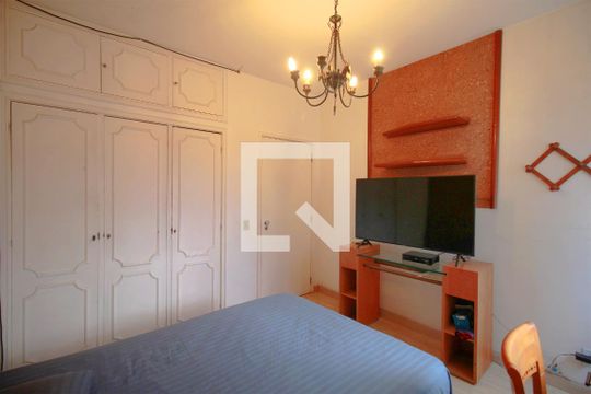 Quarto 3 de apartamento à venda com 4 quartos, 200m² em Lourdes, Belo Horizonte